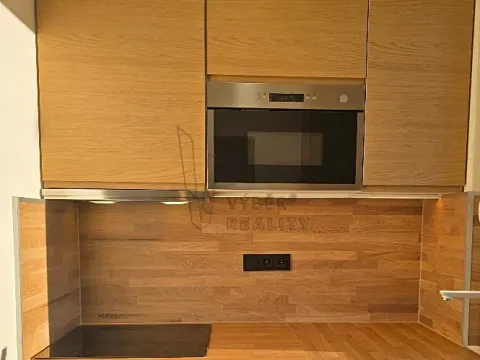 Prodej bytu 2+kk, Praha - Prosek, Prosecká, 34 m2
