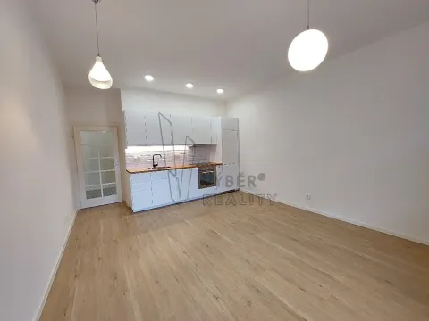 Prodej bytu 1+kk, Praha - Strašnice, Nad Primaskou, 36 m2
