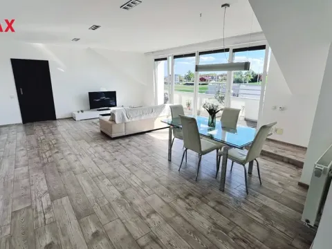 Prodej bytu 4+kk, Pelhřimov, Dolnokubínská, 119 m2