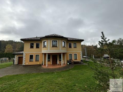 Prodej rodinného domu, Nová Role - Mezirolí, 348 m2