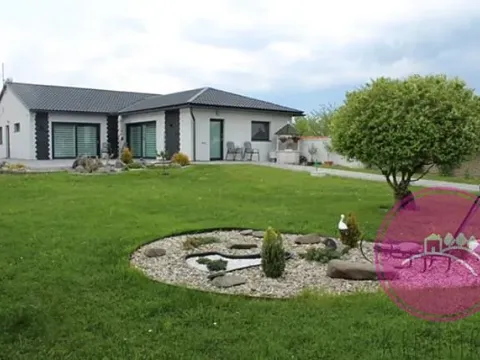 Prodej rodinného domu, Štarnov, 170 m2