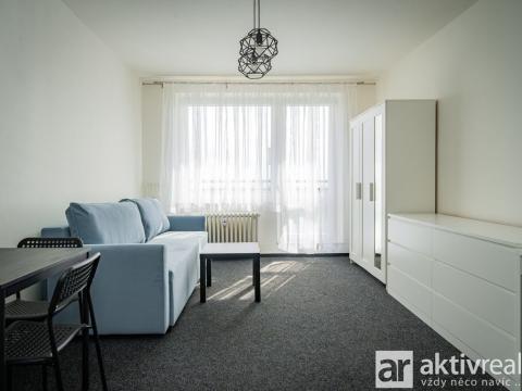Pronájem bytu 1+kk, Praha - Střížkov, Černého, 30 m2