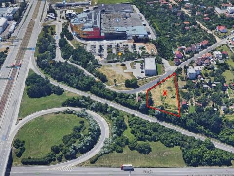 Prodej komerčního pozemku, Brno, Ořechovská, 2693 m2