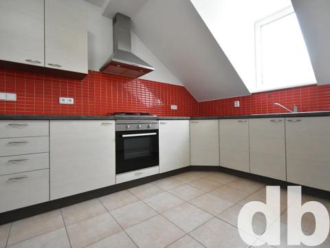 Pronájem bytu 2+1, Karlovy Vary, Moskevská, 45 m2