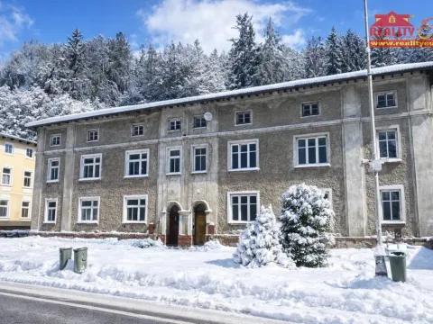 Prodej činžovního domu, Horní Maršov - Temný Důl, 510 m2