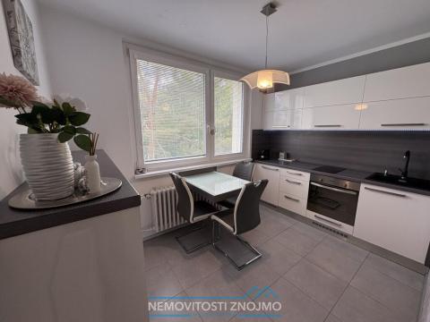 Pronájem bytu 1+1, Znojmo, Gagarinova, 33 m2