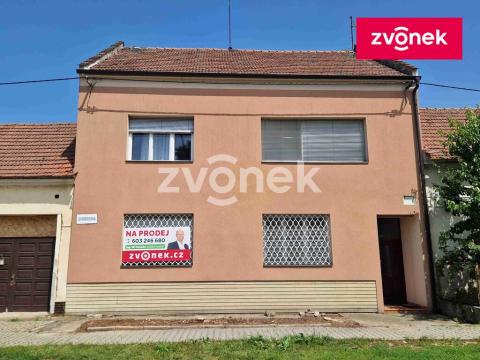 Prodej rodinného domu, Uherský Ostroh - Ostrožské Předměstí, 415 m2