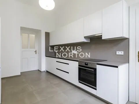 Pronájem bytu 2+1, Praha - Vinohrady, Chodská, 80 m2