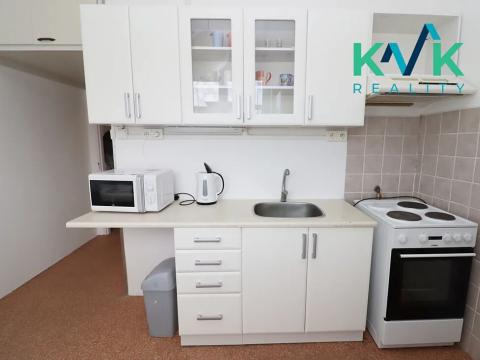 Pronájem bytu 2+1, Karlovy Vary, I. P. Pavlova, 54 m2