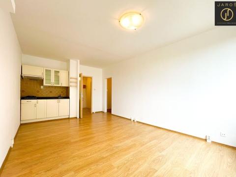 Pronájem bytu 1+kk, Praha - Bohnice, Lindavská, 29 m2