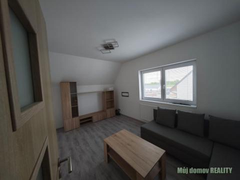 Pronájem bytu 2+1, Kostelec nad Labem - Jiřice, Okružní, 55 m2