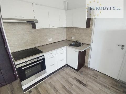 Prodej bytu 2+kk, Praha - Vršovice, Vršovická, 76 m2