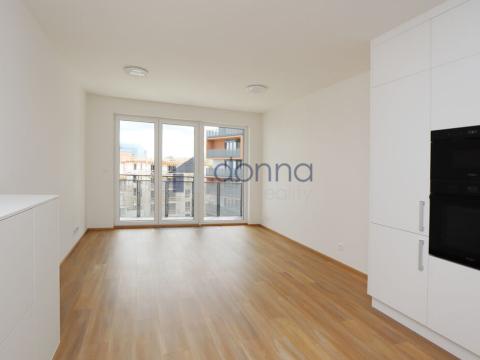 Pronájem bytu 2+kk, Praha, Výstavní, 51 m2