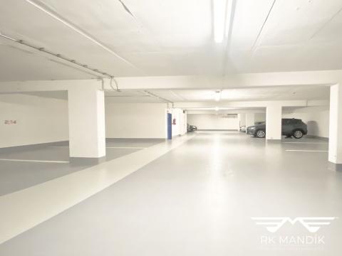 Pronájem garáže, Praha - Prosek, Kytlická, 10 m2