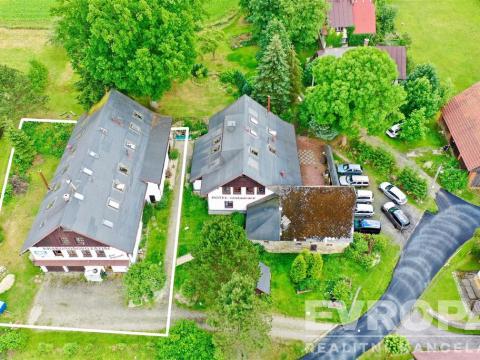 Prodej komerční nemovitosti, Poniklá, 1054 m2