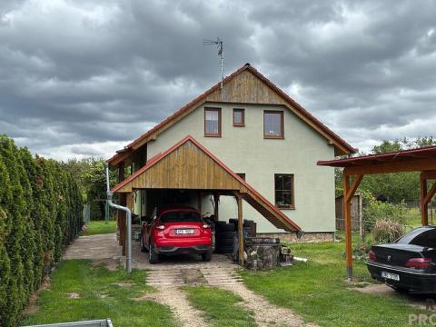 Prodej rodinného domu, Znojmo, 140 m2