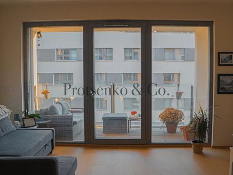 Pronájem bytu 2+kk, Praha - Karlín, Rohanské nábřeží, 60 m2