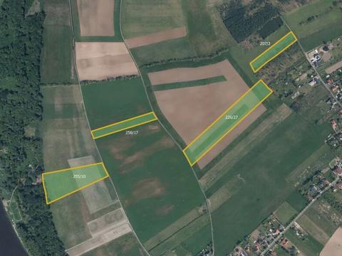 Prodej pole, Vědomice, 45772 m2