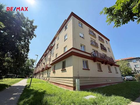 Pronájem bytu 2+1, Plzeň, Ořechová, 64 m2