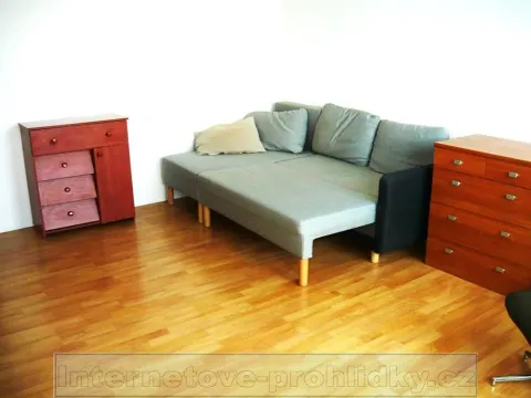 Pronájem pokoje, Praha - Kobylisy, Klapkova, 14 m2