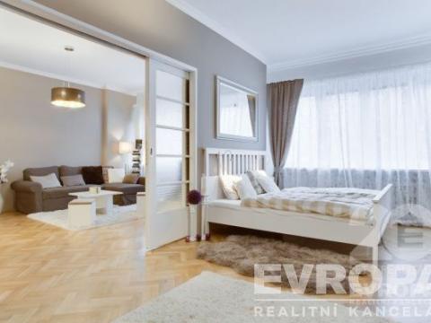 Pronájem bytu 2+kk, Praha - Smíchov, U Nikolajky, 74 m2