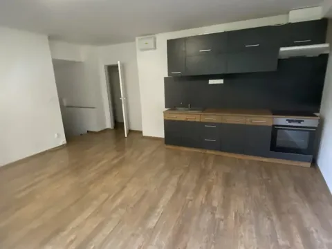 Pronájem bytu 2+kk, Děčín, Jiskrova, 48 m2