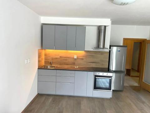 Pronájem bytu 2+kk, Praha - Libeň, Kovanecká, 56 m2