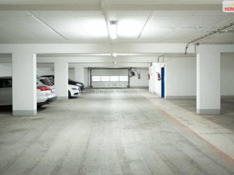 Pronájem garáže, Praha - Prosek, Kytlická, 14 m2