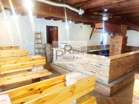 Pronájem obchodního prostoru, Znojmo, Vídeňská třída, 300 m2