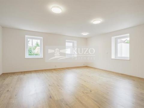 Prodej bytu 3+kk, Líšťany, Hunčice, 73 m2