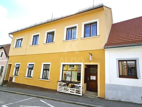 Prodej rodinného domu, Kamenice nad Lipou, Palackého, 220 m2