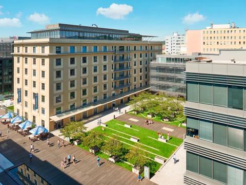 Pronájem kanceláře, Praha - Holešovice, Jankovcova, 279 m2