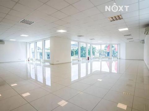 Pronájem obchodního prostoru, Hradec Králové, Víta Nejedlého, 300 m2