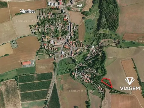 Prodej pole, Vinařice, 1435 m2