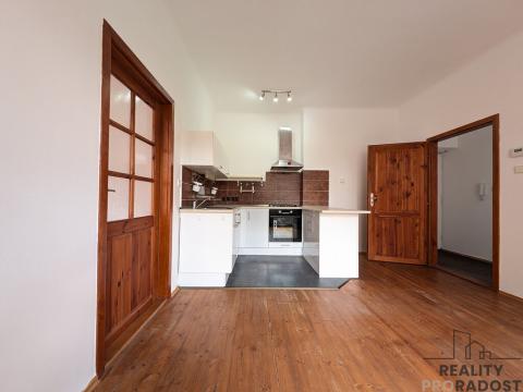 Pronájem bytu 2+kk, Olomouc, Šmeralova, 47 m2