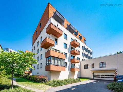 Pronájem bytu 1+kk, Praha - Holešovice, Jateční, 37 m2