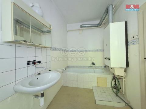 Prodej bytu 2+kk, Loket, Nádražní, 50 m2