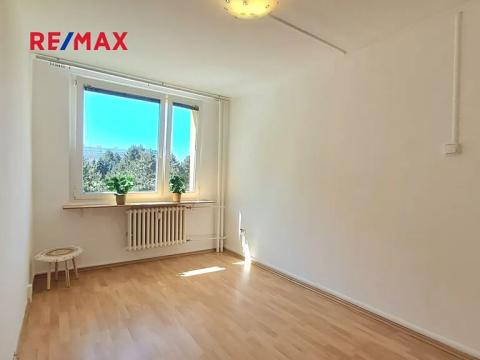 Pronájem bytu 2+kk, Praha - Kamýk, Machuldova, 40 m2