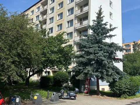 Prodej bytu 3+1, Děčín, Jezdecká, 65 m2
