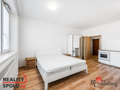 Pronájem bytu 1+kk, Brno - Zábrdovice, Vranovská, 32 m2