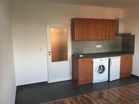 Pronájem bytu 1+kk, Praha - Vysočany, 25 m2