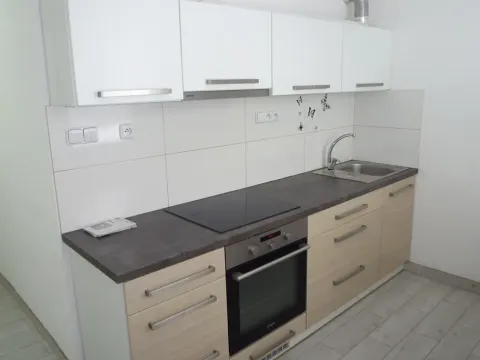 Pronájem bytu 3+1, Uherský Brod, 72 m2
