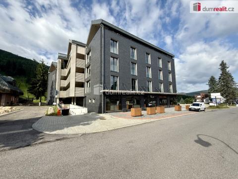 Pronájem restaurace, Harrachov, 220 m2