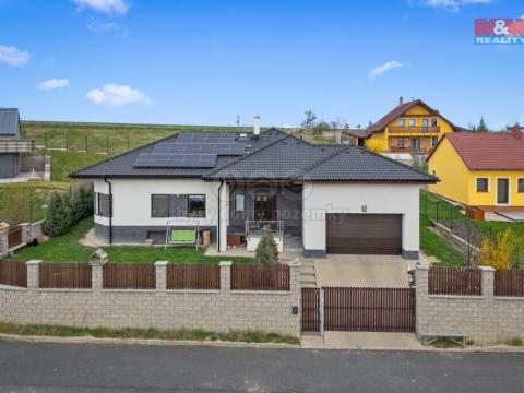 Prodej rodinného domu, Slaný - Netovice, 166 m2