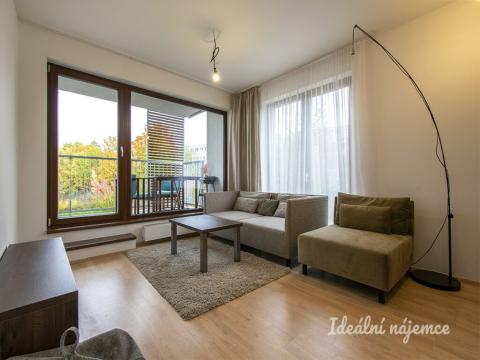 Pronájem bytu 2+kk, Praha - Hrdlořezy, Učňovská, 54 m2