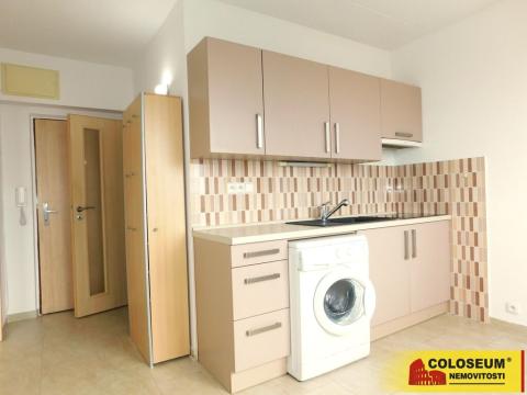 Pronájem bytu 1+1, Znojmo, 34 m2