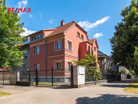 Pronájem bytu 4+1, Plzeň, Božkovská, 169 m2