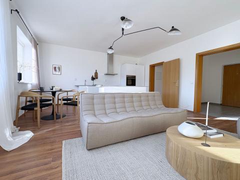 Pronájem bytu 2+kk, Praha - Libeň, Na žertvách, 61 m2