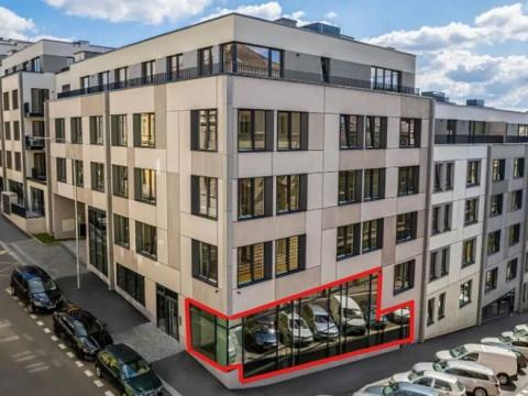 Pronájem restaurace, Praha - Smíchov, Grafická, 174 m2