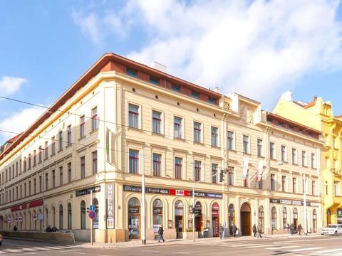 Pronájem kanceláře, Praha - Smíchov, Štefánikova, 147 m2